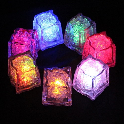 Glowing ice cubes, colorful touch-sensitive night light, LED flashing ice cubes, luminous night light flashes fast and slow when exposed to water