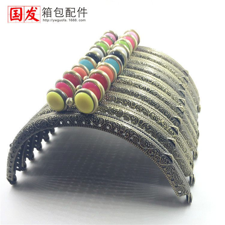 In stock: 12.5Cm semicircular estampado ojos dulces cabeza de oro bronce 10 colores opcionales 0391 - GT