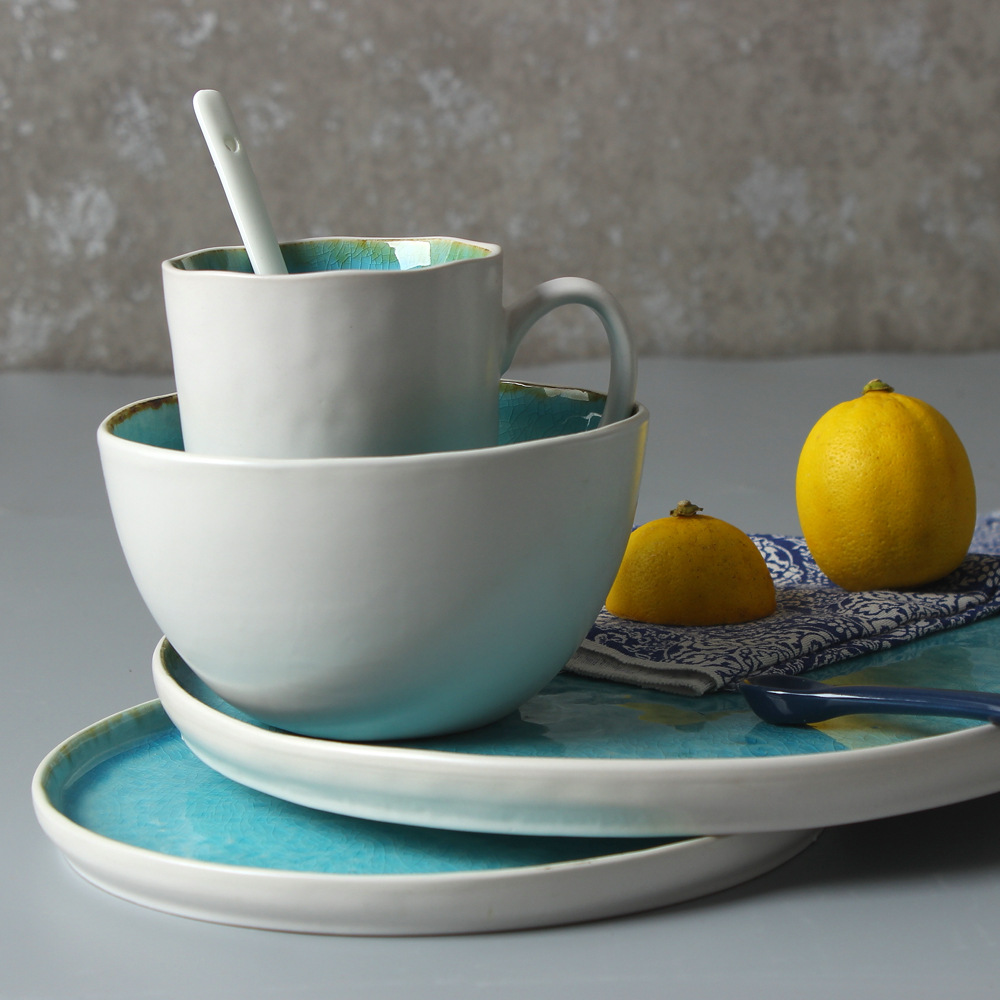 Suministro directo de cerámica azul hielo grieta plana placa redonda en forma especial ensaladera taza hotel restaurante vajilla mesa