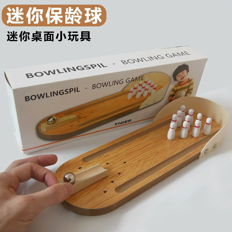 迷你保龄球 Wooden board game, toy from natural wood, family style