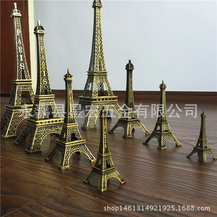 Mini Torre Eiffel metálica — adorno creativo de hierro, decoración de hogar o modelo arquitectónico
