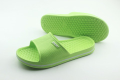 (For Retail) Spring and Summer New Couple Bathroom Hotel Guest House Home Slippers Wear-resistant Slippers for Men and Women