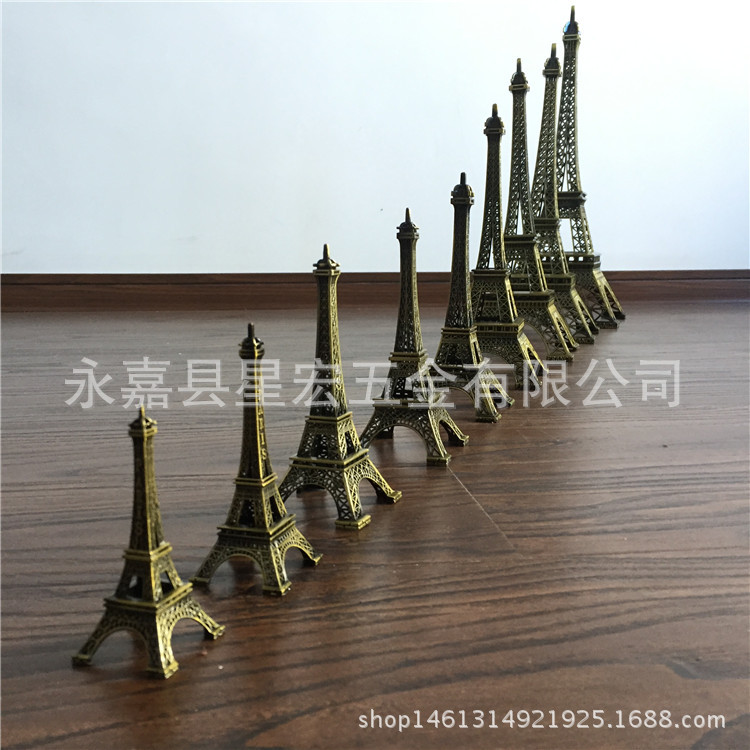 Mini Torre Eiffel metálica — adorno creativo de hierro, decoración de hogar o modelo arquitectónico