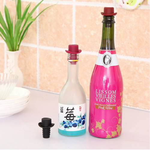 A1939 food grade silicone top hat to keep wine bottle stopper, red wine stopper, beer stopper, little red hat seasoning bottle stopper