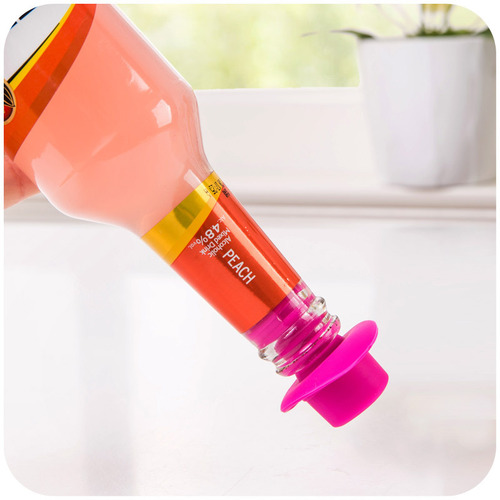 A1939 food grade silicone top hat to keep wine bottle stopper, red wine stopper, beer stopper, little red hat seasoning bottle stopper