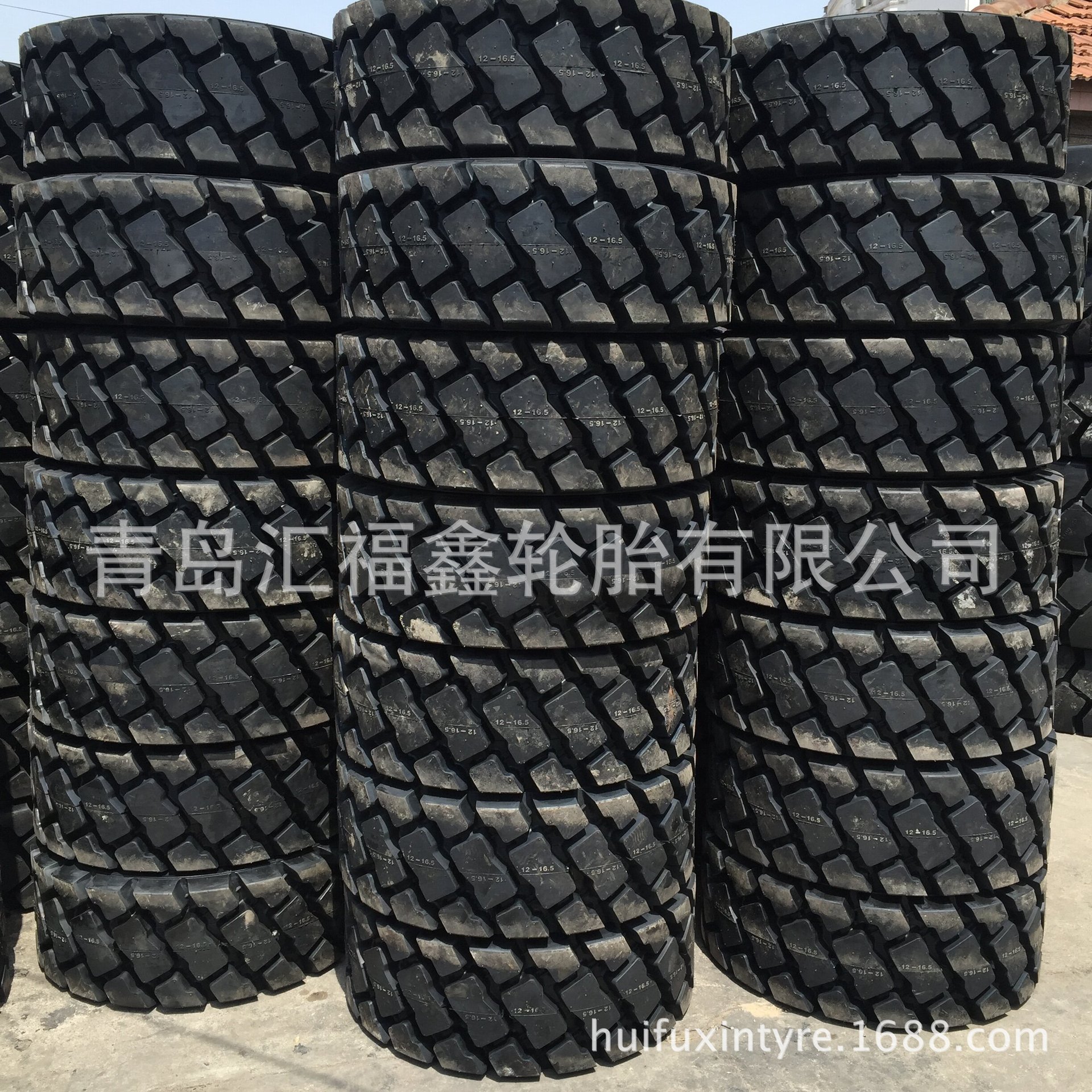 供应滑移装载机轮胎10-16.5 12-16.5 大块花纹扫路机轮胎