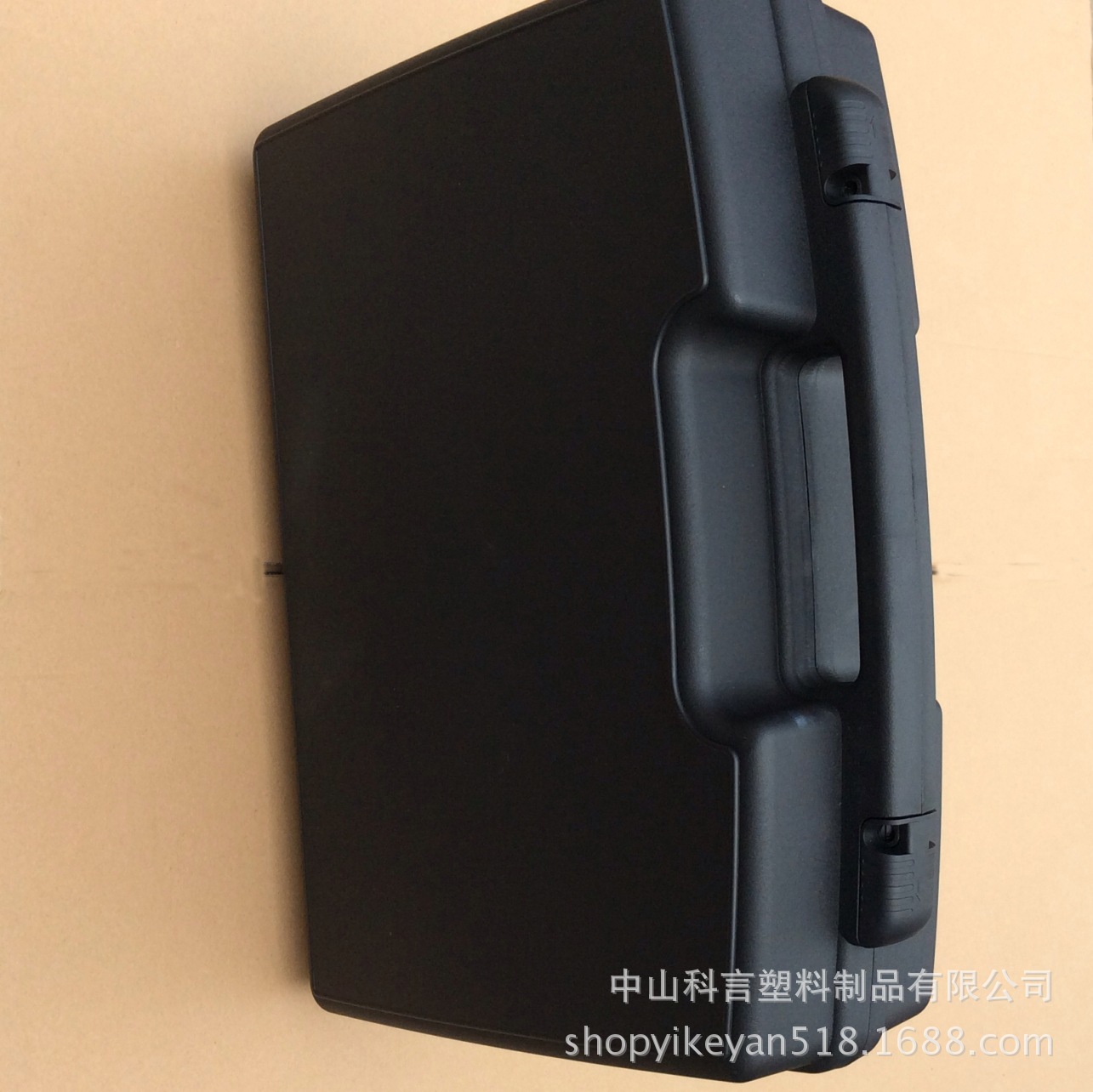 源厂供应塑料鱼具垂钓手提便捷工具箱 注塑PP箱 电工五金器材箱子