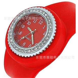 �����r�жYƷ��ͯ�������ı� �ԄӾ��������荹��z��