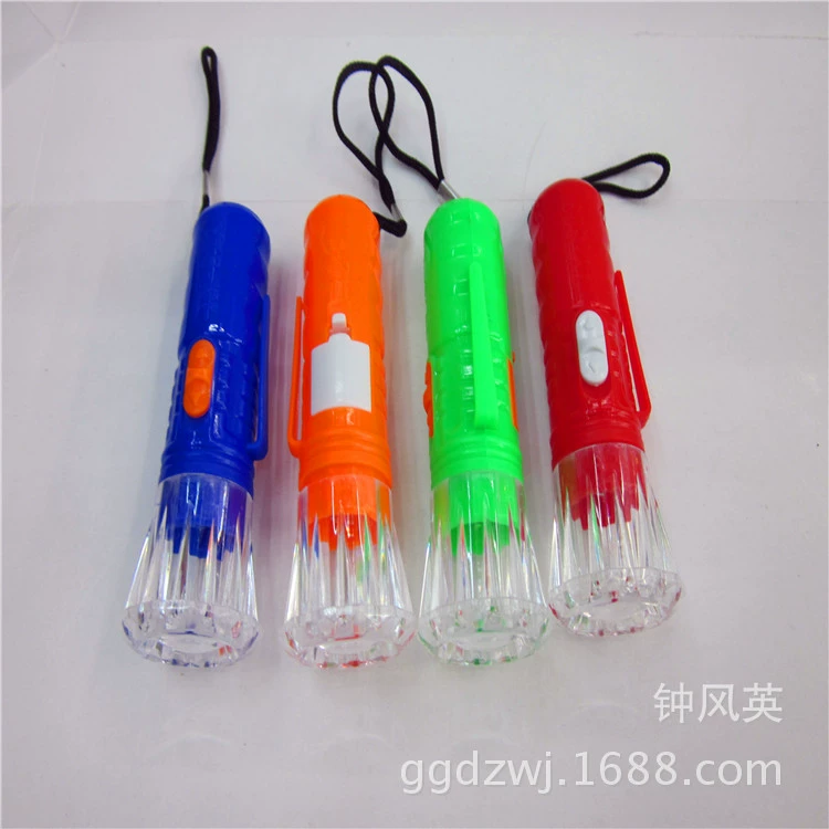 Маленький фонарик легко носить с собой Крюк фонарик сменный электронный фонарик 823 оптовые практические подарки