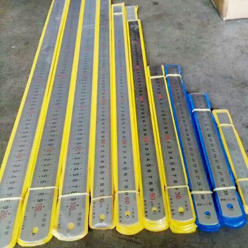 Manufacturer wholesale stainless steel ruler 15cm-2m high precision steel ruler thickened iron scale woodworking steel ruler
