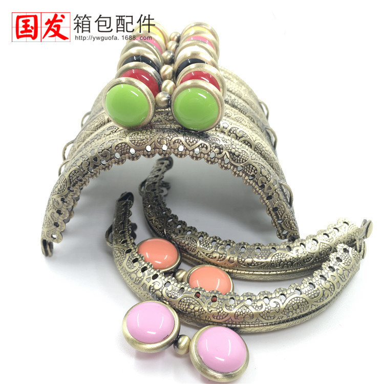 8.5Cm semicircular encaje en relieve ojos caramelo oro bronce 10 colores opcionales 0169 - GT