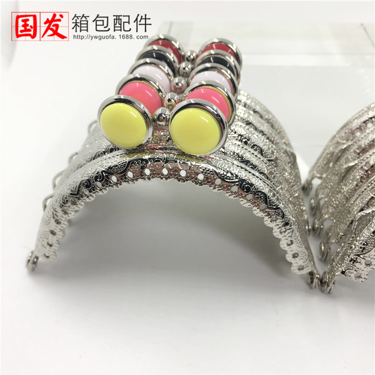 8.5CM semicircular encaje en relieve ojos caramelo oro plateado 10 colores opcionales 0169 - YS