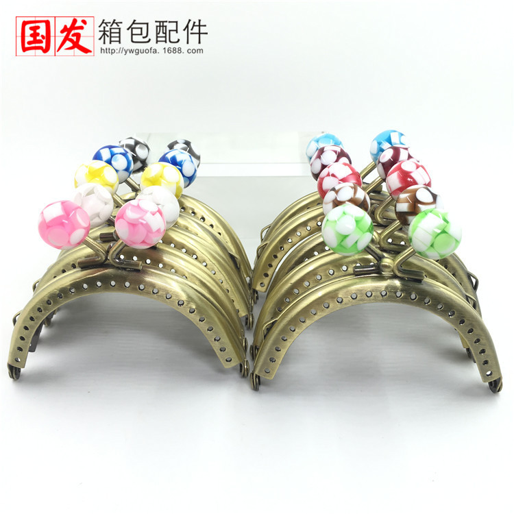 Sin stock, puede hacer productos: 8.5CM semidondón brillante caramelo de jalea cabeza de bronce de oro 0183 - GT