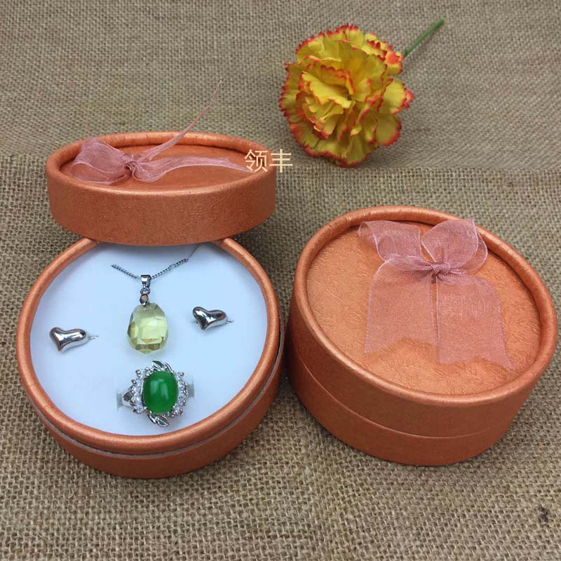 大圆形首饰盒项链吊坠盒耳钉包装盒批发银饰礼品盒胸针发夹饰品盒