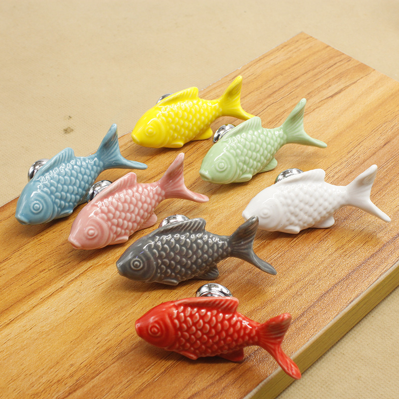 Мебельная ручка Haorenjia Grass Carp белая
