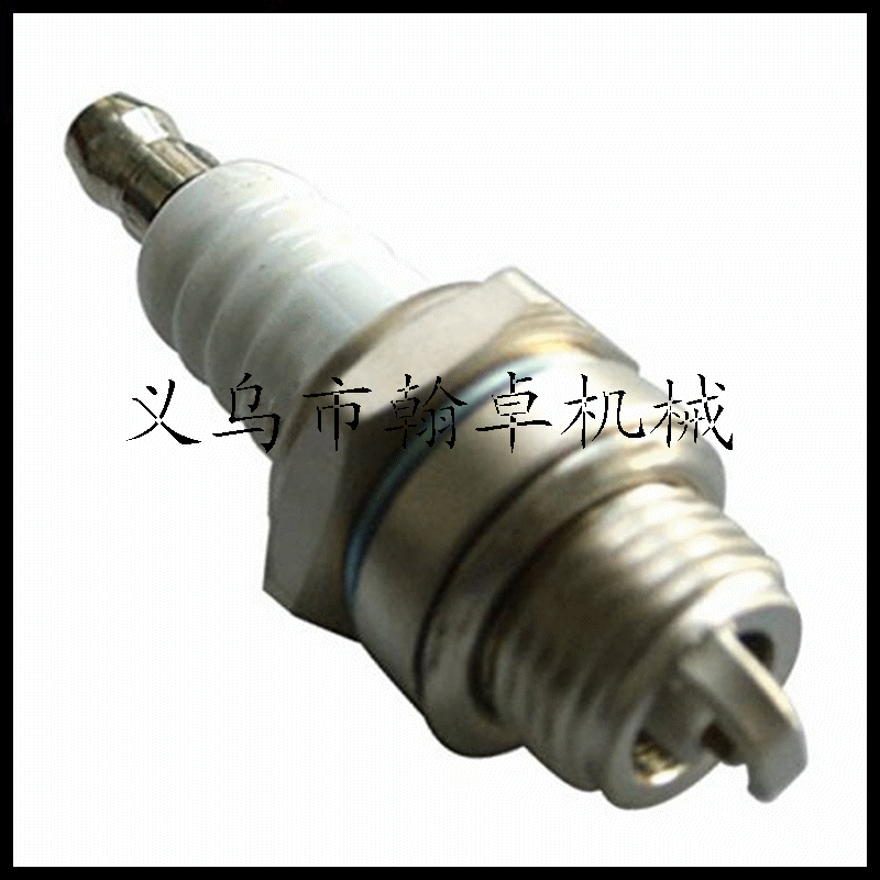 L7T火花塞 二冲程油锯配件 割草机 火花塞 火嘴 油锯割草机配件