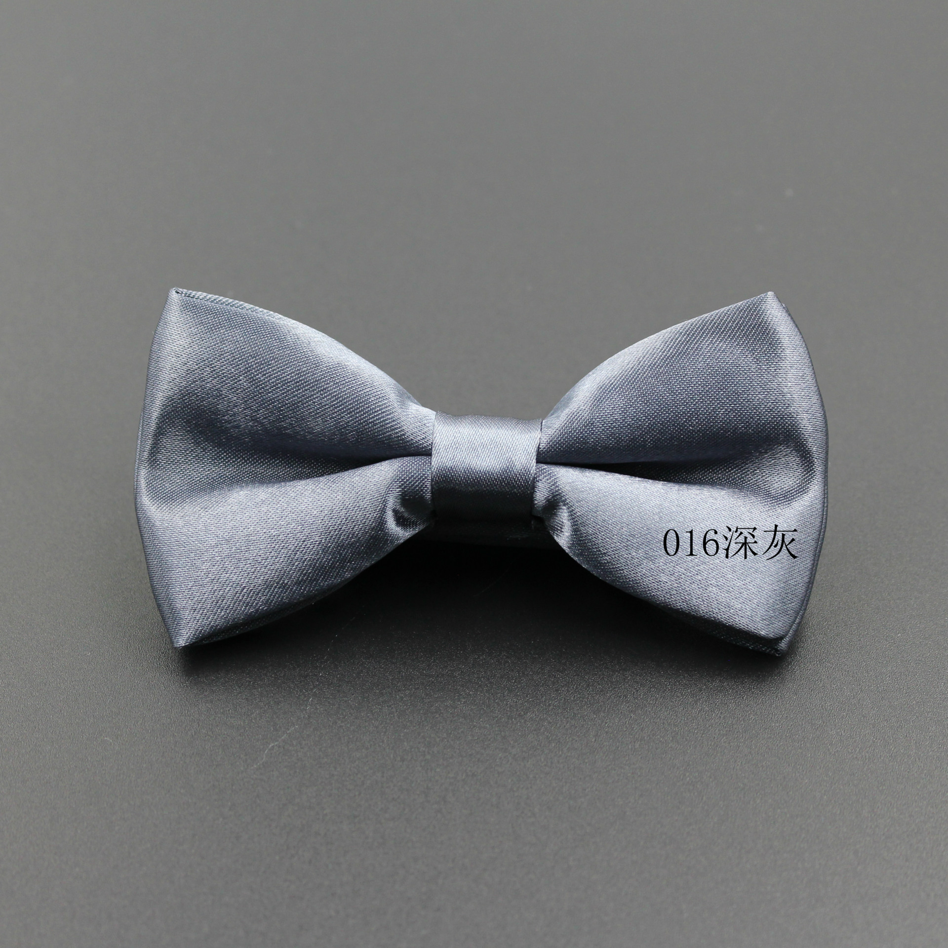 016 Deep gray