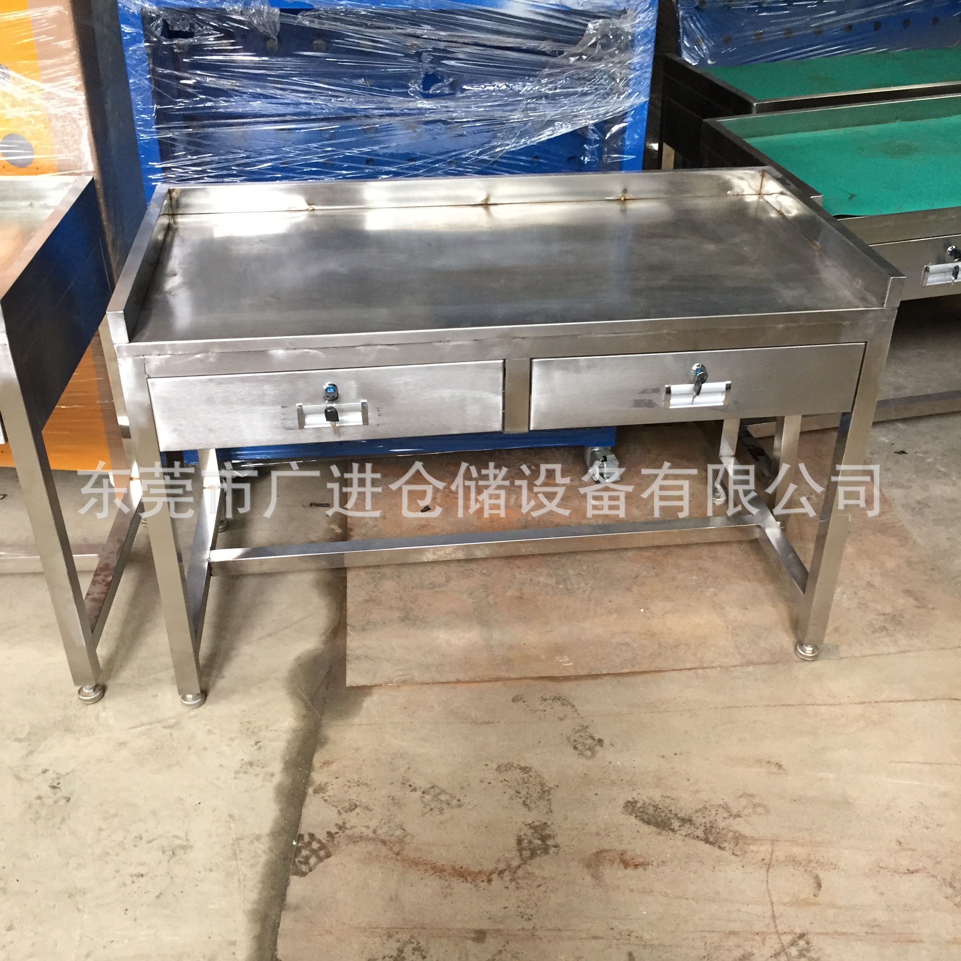 厂家供应东莞不锈钢工作台 防静电不锈钢车间工作台