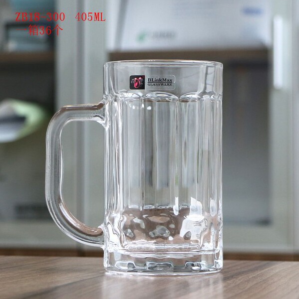 Capacious glass