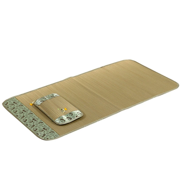 Two-piece straw mat set