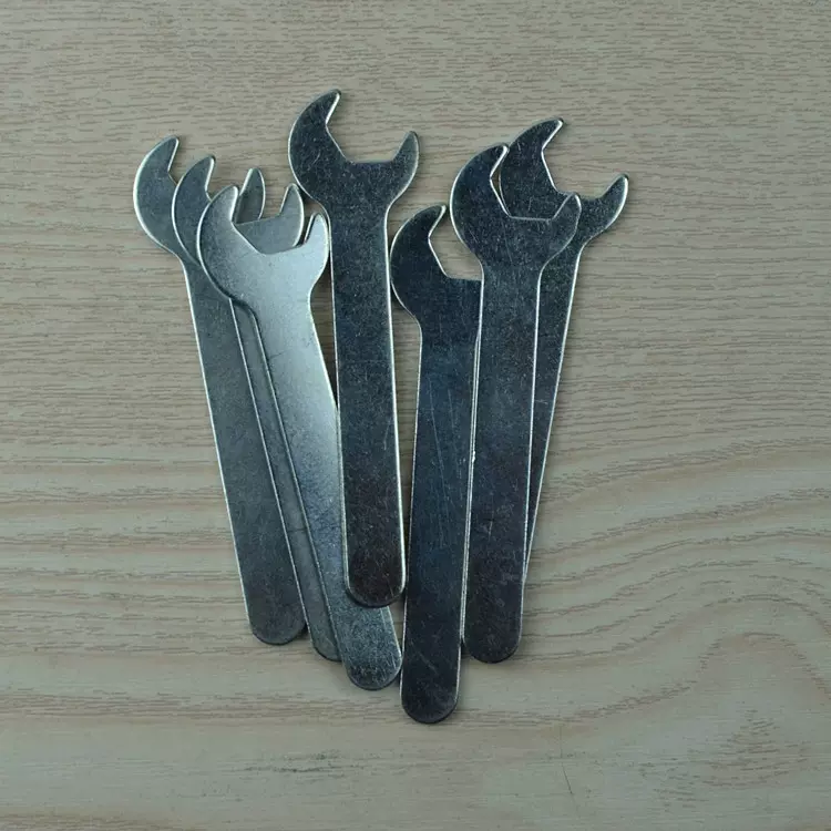 现货通用工具批发卫浴家具随车配套单头冲压一次性开口扳手