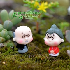 Moss Micro Landscape Ornaments Small Grandparents and Grandma Dolls Set DIY Assembly Ornaments