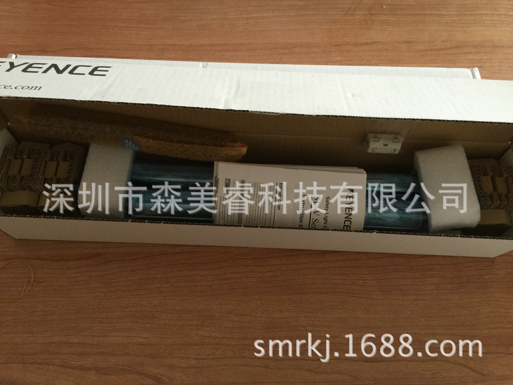 特价日本基恩士安全光栅SL-C32H， SL-C40H全新原包装正品