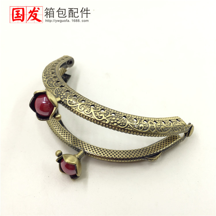 8.5Cm semicircular en relieve cabeza de loto oro (lado plano) bronce DIY común 13 colores opcionales 0125 - GT