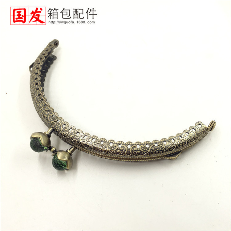 12.5Cm semicircular encaje en relieve cabeza de loto coral oro bronce   0390 - GT