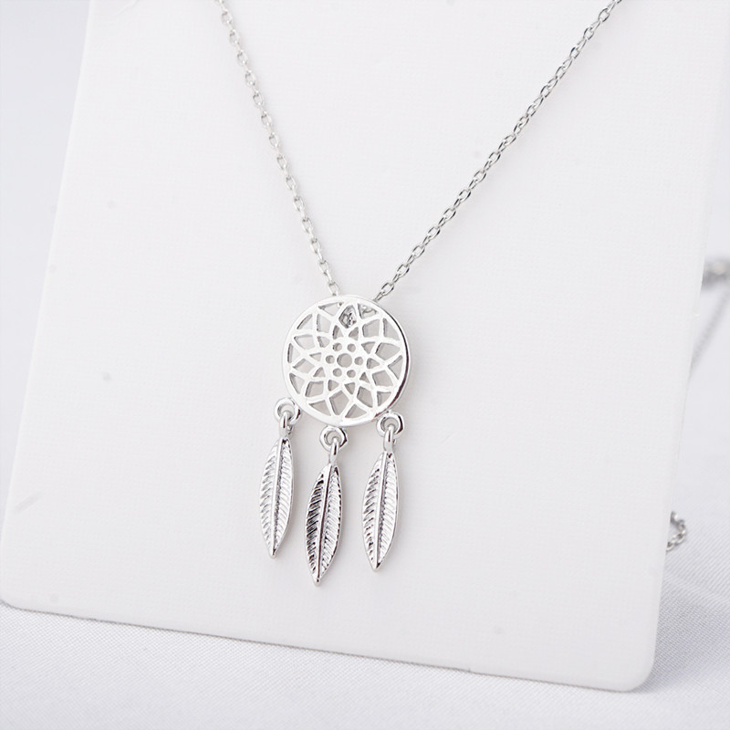 accessory with tassels