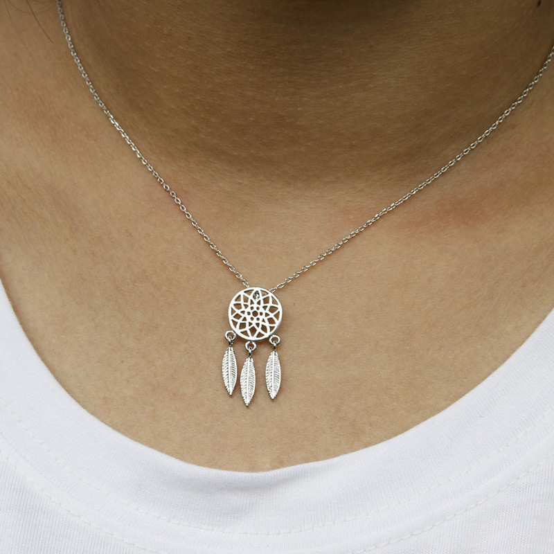 accessory with tassels