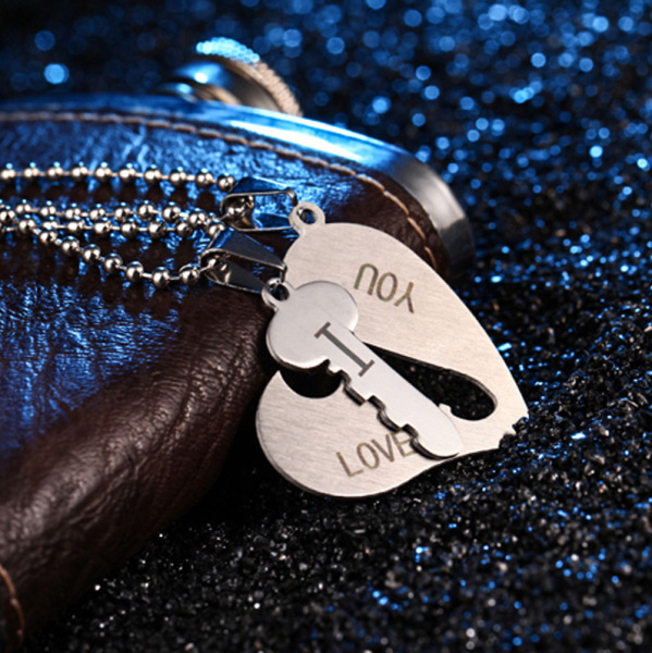Pendant stainless steel heart shaped