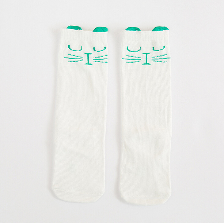 Calcetines para niños al por mayor calcetines de suministro directo de fábrica dibujos animados de otoño e invierno PARA NIÑOS Calcetines de algodón de oreja tridimensional calcetines de media pantorrilla al por mayor