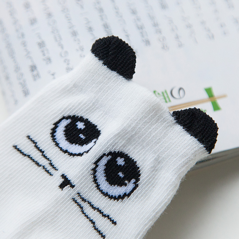 Nueva Corea del Sur orejas tridimensionales de dibujos animados bebé calcetines bebé antideslizante todos los calcetines de los niños algodón 0-1 años estilo de liquidación