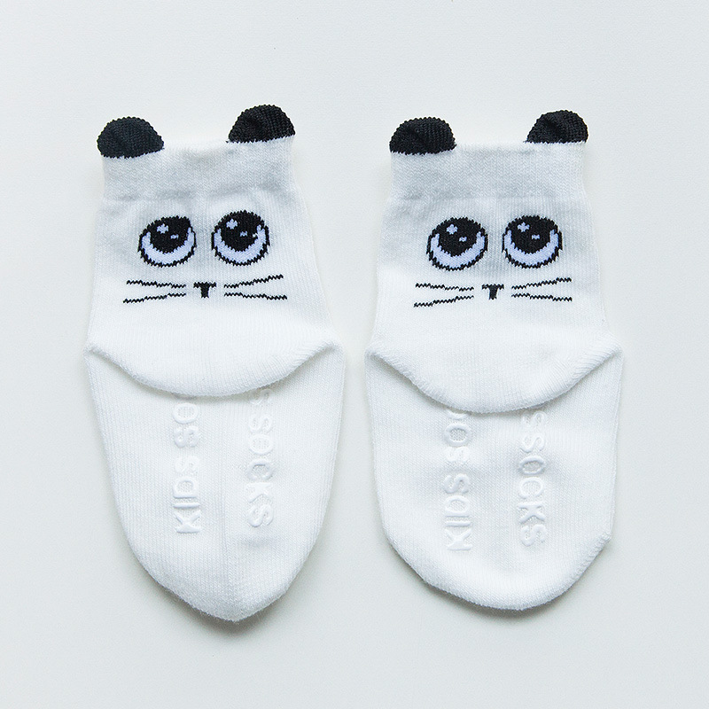 Nueva Corea del Sur orejas tridimensionales de dibujos animados bebé calcetines bebé antideslizante todos los calcetines de los niños algodón 0-1 años estilo de liquidación