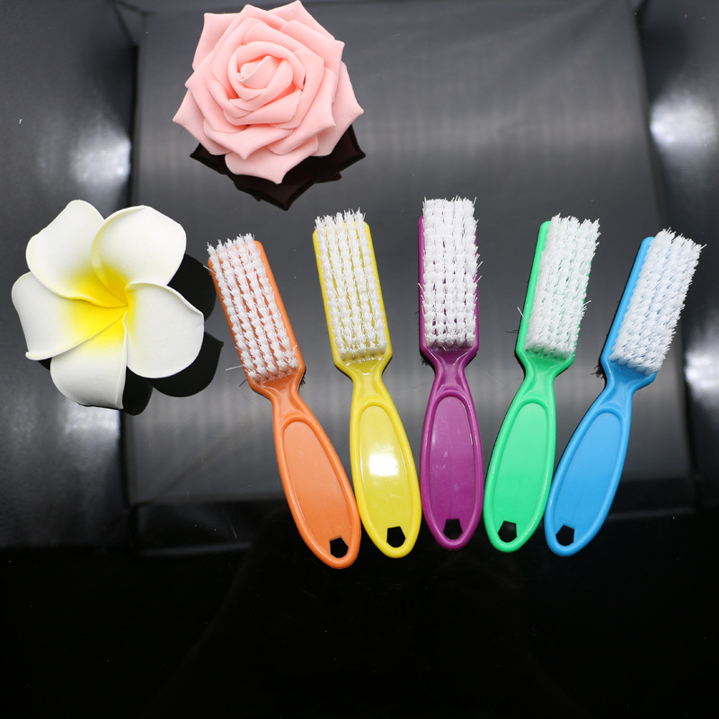 Cepillo de limpieza para uñas, herramientas para el cuidado de las uñas, cepillo para polvo de esmalte de uñas, cerdas duras, venta directa de fábrica, cepillo al por mayor con cubierta