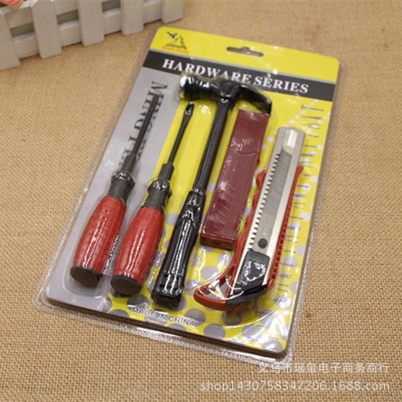 厂家批发 家用五金工具套装 一字十字螺丝刀 美工刀 锤 十元店