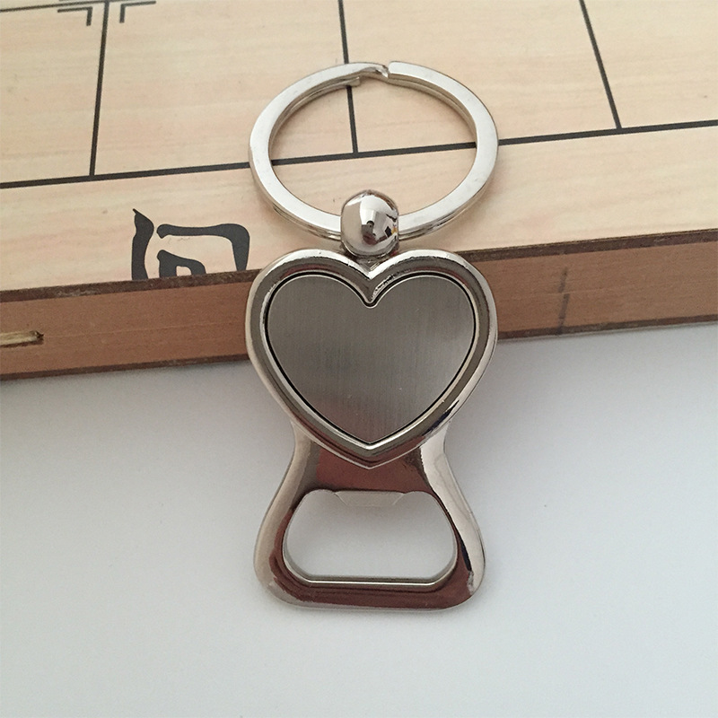 Creative metal keychain heart-shaped