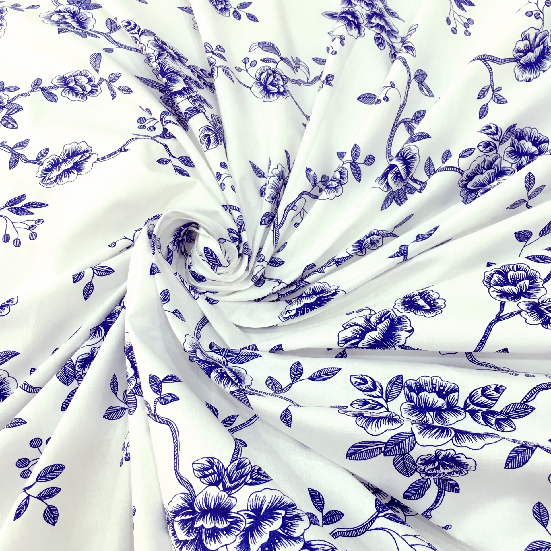 高密平纹活性印花布料 青花瓷风格床上用品布料