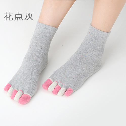 Venta directa de fábrica calcetines de algodón de color para mujer primavera y otoño color Toe calcetines sudor-absorbente tubo corto media pantorrilla estilo coreano calcetines de punta