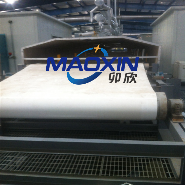 化工反应堆用硅胶输送带  人造板生产线用耐高温硅胶带