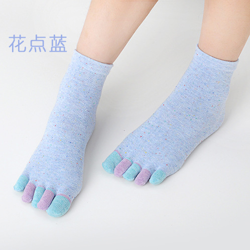 Venta directa de fábrica calcetines de algodón de color para mujer primavera y otoño color Toe calcetines sudor-absorbente tubo corto media pantorrilla estilo coreano calcetines de punta