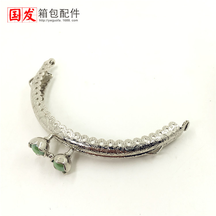 10.5Cm semicircular encaje en relieve cabeza de loto oro plateado DIY oro común 0167 - YS