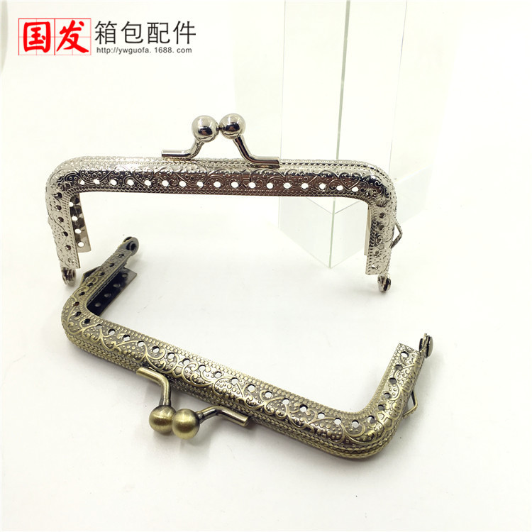 10.5cm máquina de relieve cuadrada cabeza de oro lateral orejas bronce plata DIY oro común