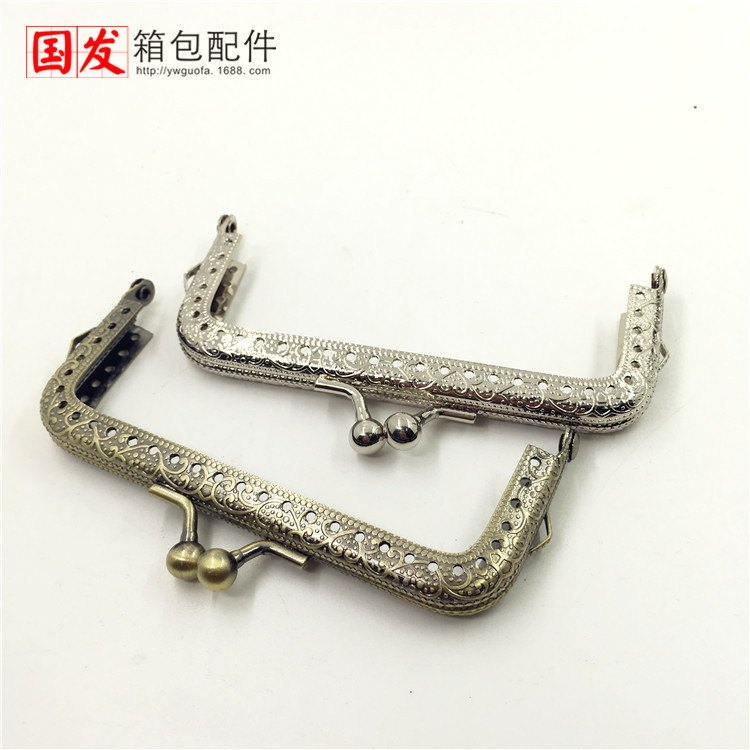 10.5cm máquina de relieve cuadrada cabeza de oro lateral orejas bronce plata DIY oro común