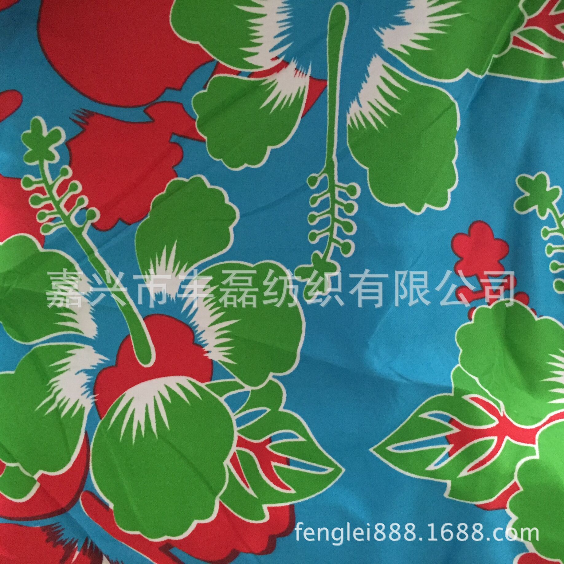 供应75D*150D印花磨毛斜纹桃皮绒 围裙袖套沙滩裤面料现货