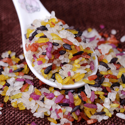 雲南羅平特産五色米1kg布依族花米飯手工米飯植物染色五彩糯米