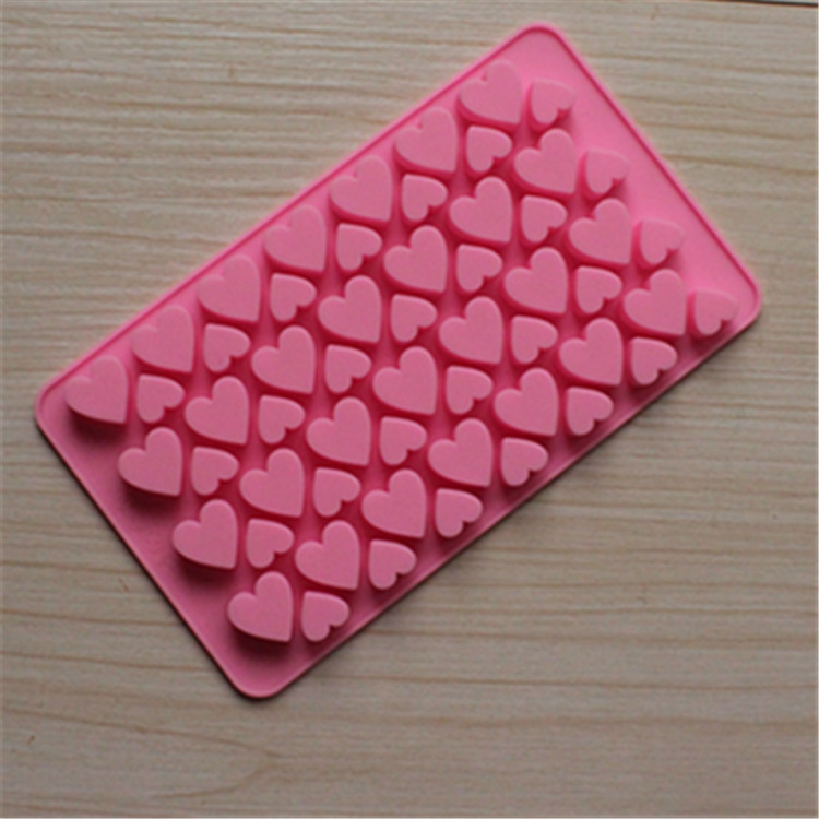 现货批发厂家硅胶蛋糕模56孔爱心巧克力模手工皂模具DIY烘焙