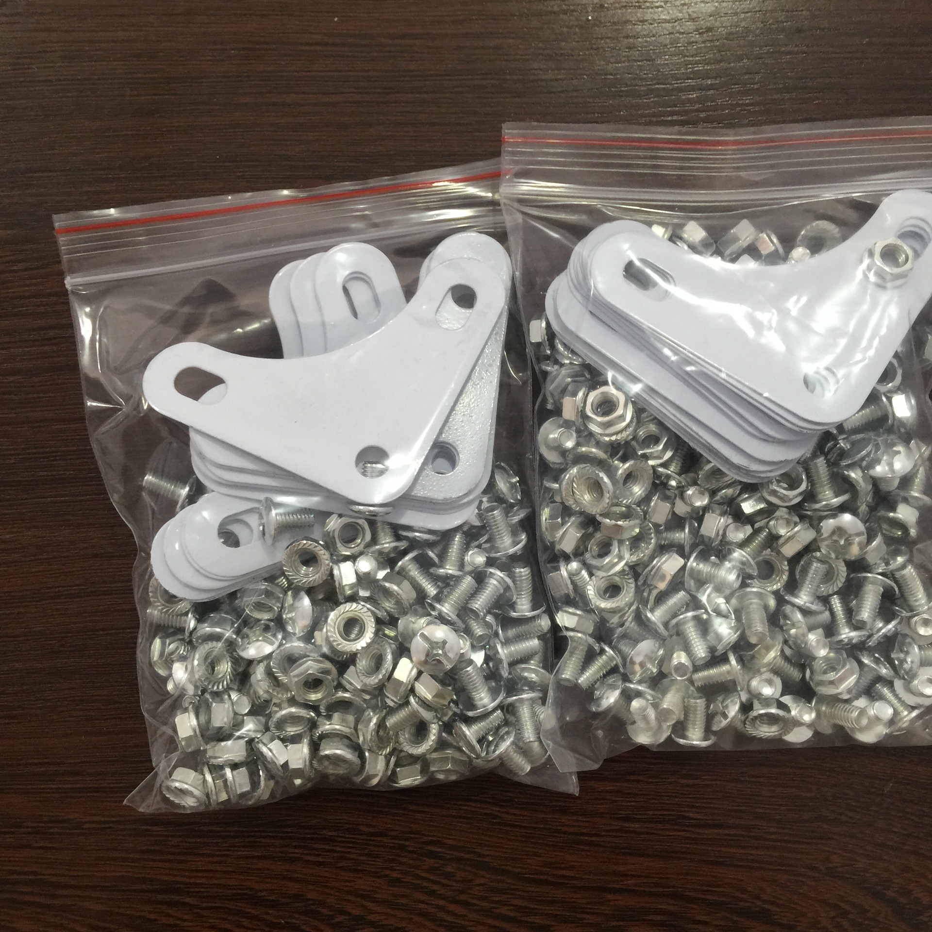 角钢货架螺钉螺丝三角片配件螺母拐角护角链接加固