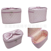 厂家供应PU菱格化妆包出口日本便当手提式化妆收纳包 日常搭配